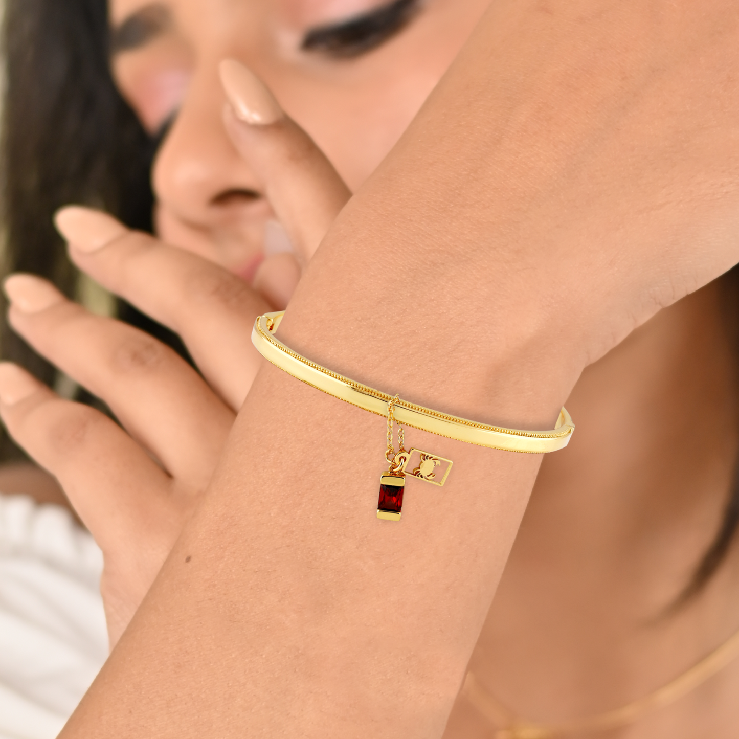Cancer Bangle Bracelet ( Jun 21 - Jul 22 ) - Dear Sister