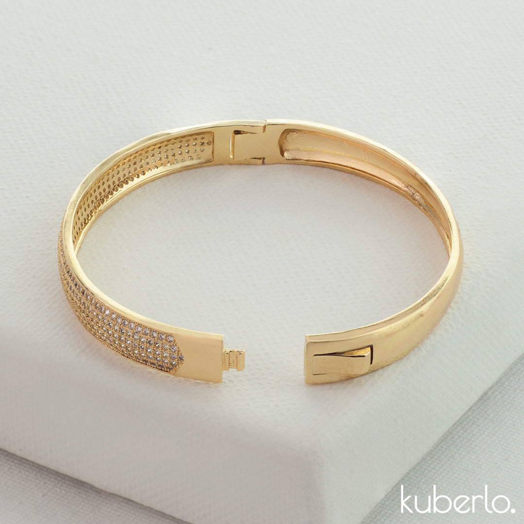 Melody Bangle Gold - Kuberlo - Best Gift for - Imitation Jewellery - Designer Jewellery - one gram gold - fashion jewellery
