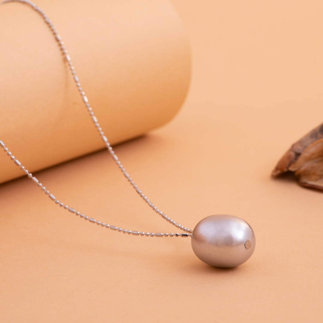 Grey Pearl Pendant Set