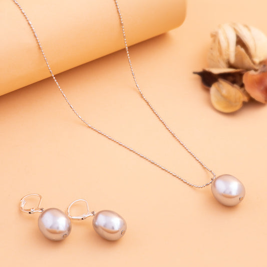 Grey Pearl Pendant Set