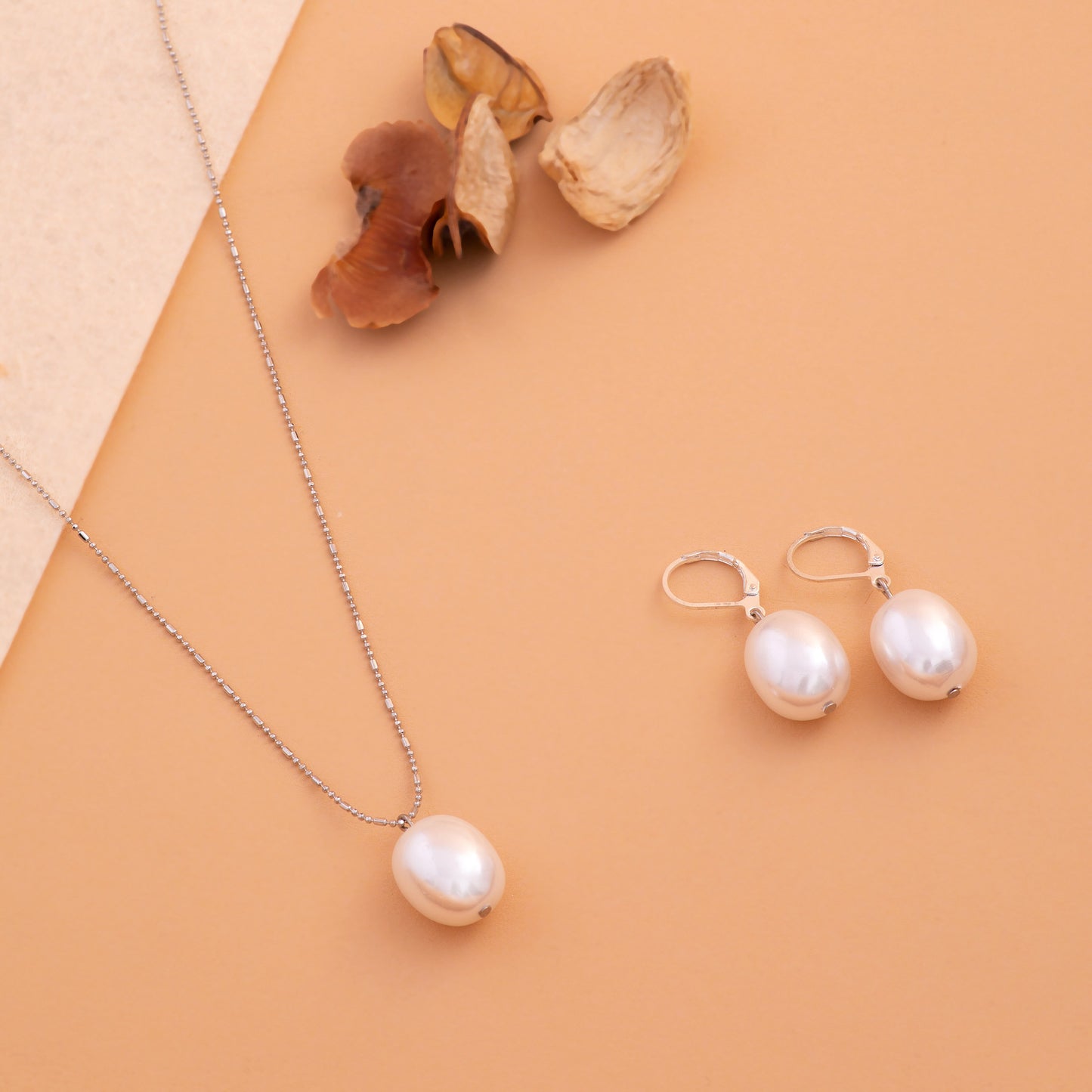 Pearl Pendant Set