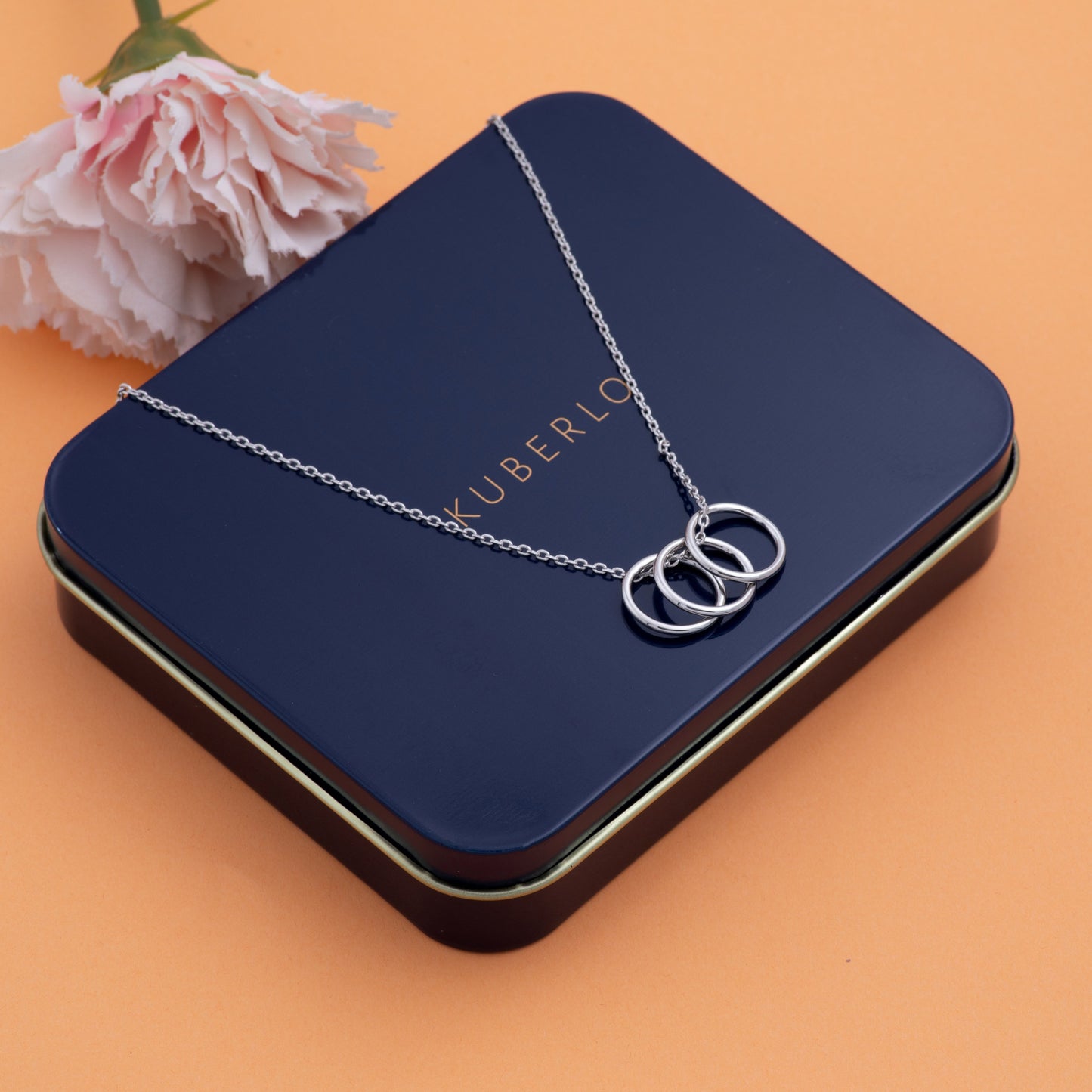 मुसीबत का इशारा करे Statement Necklace