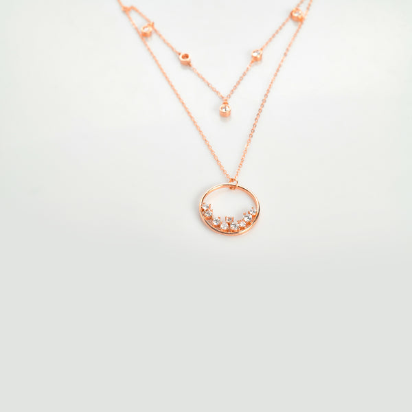 Double Chain – The Layered Luxe Necklace