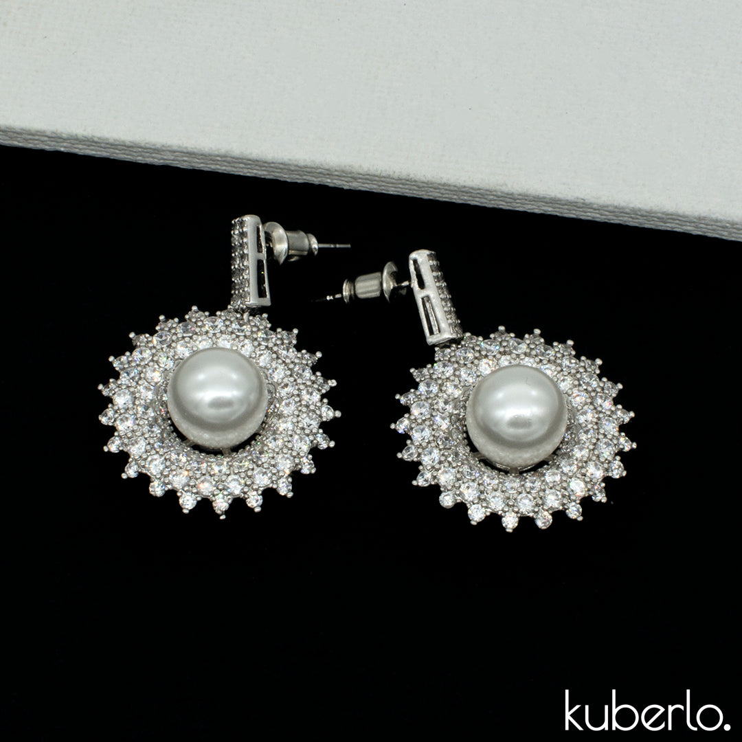Central Pearl Dangler Earrings - Kuberlo - Best Gift for - Imitation Jewellery - Designer Jewellery - one gram gold - fashion jewellery