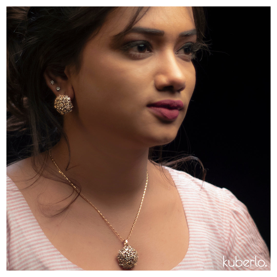 Floral Pendant Gold - Kuberlo - Best Gift for - Imitation Jewellery - Designer Jewellery - one gram gold - fashion jewellery