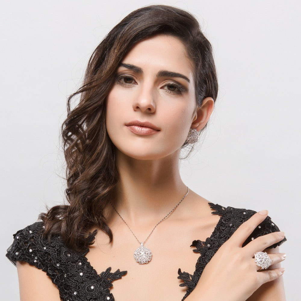 White Floral Pendant - Kuberlo - Best Gift for - Imitation Jewellery - Designer Jewellery - one gram gold - fashion jewellery